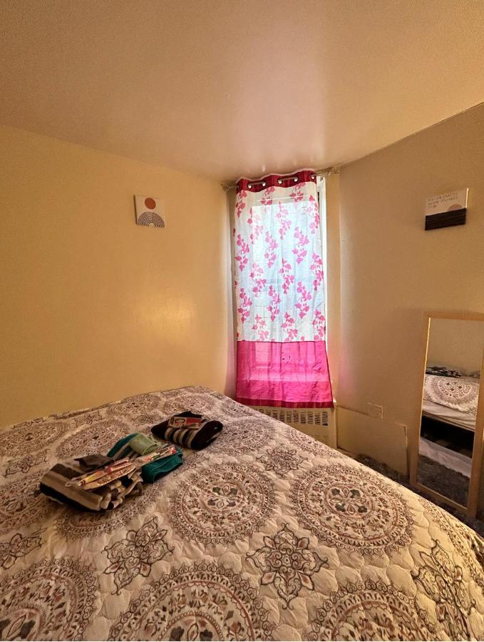 Apartment Lovely 2bd 1br Apt *