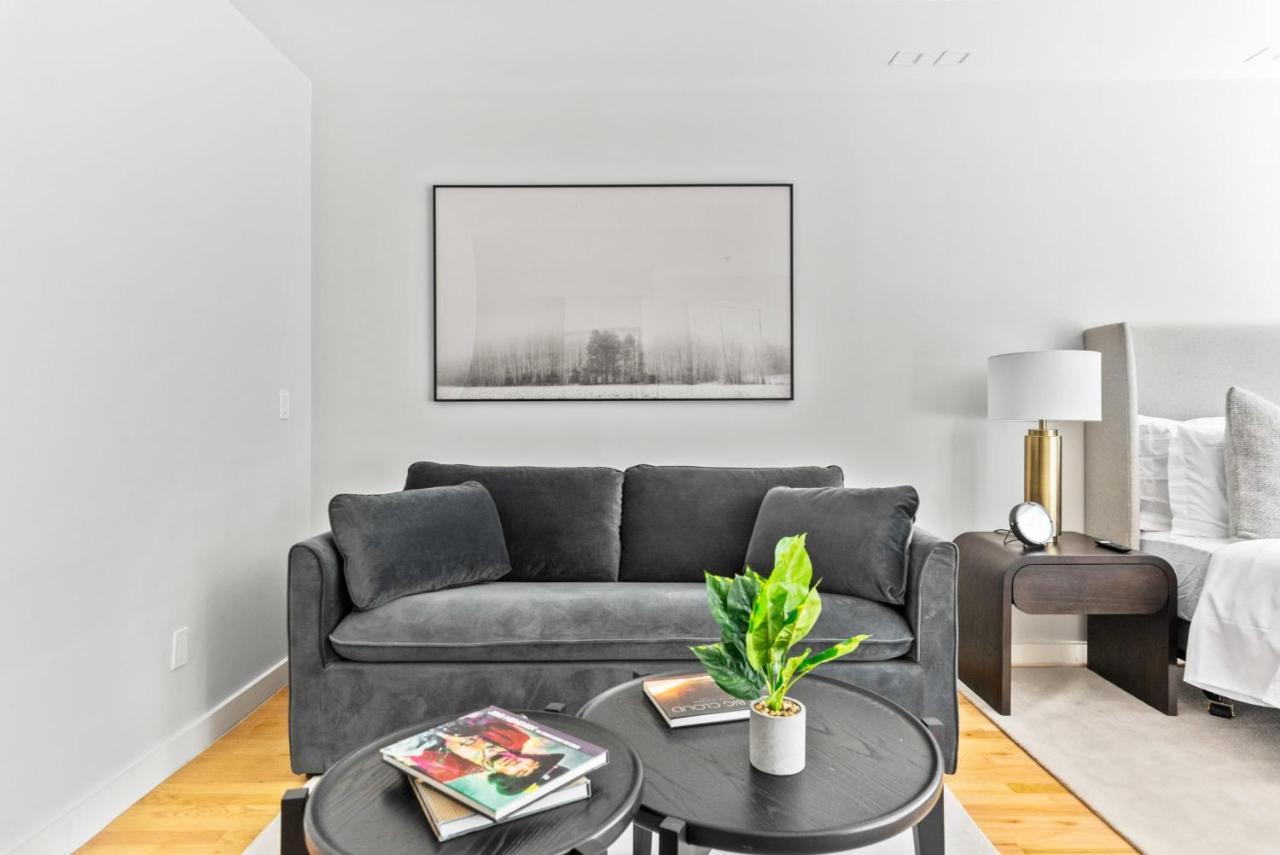 Holiday home Luxe Studio Ste In Upper East Side With Charming Juliet Balcony New York