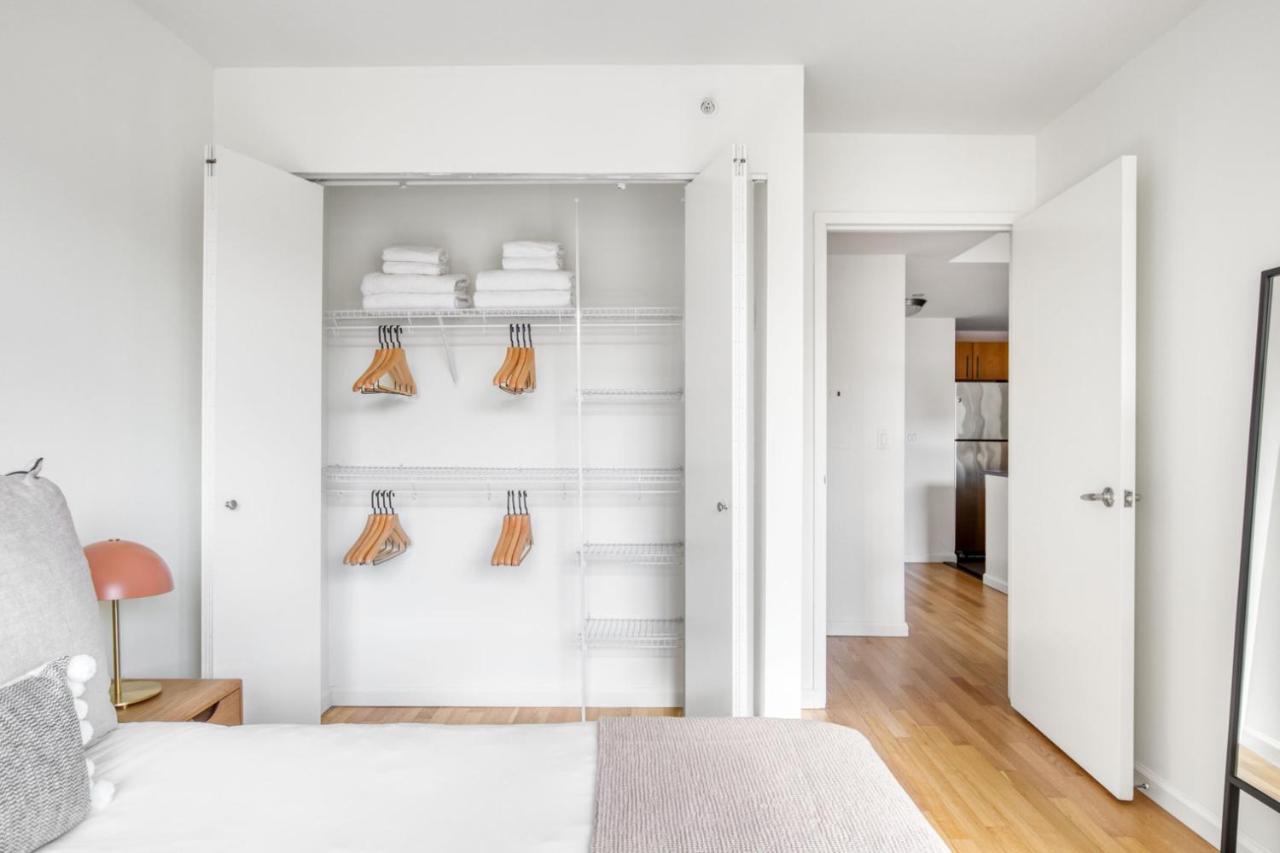 Apartment Lic 1br W Doorman Gym Pool Nr E River Nyc-690 *