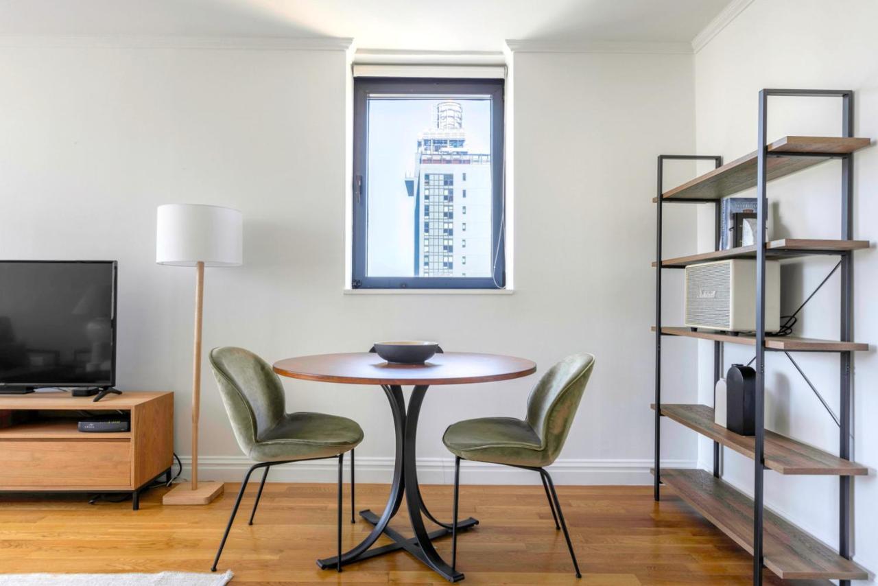 Sq 1br W Great Views Indoor Pool Nyc-29 *