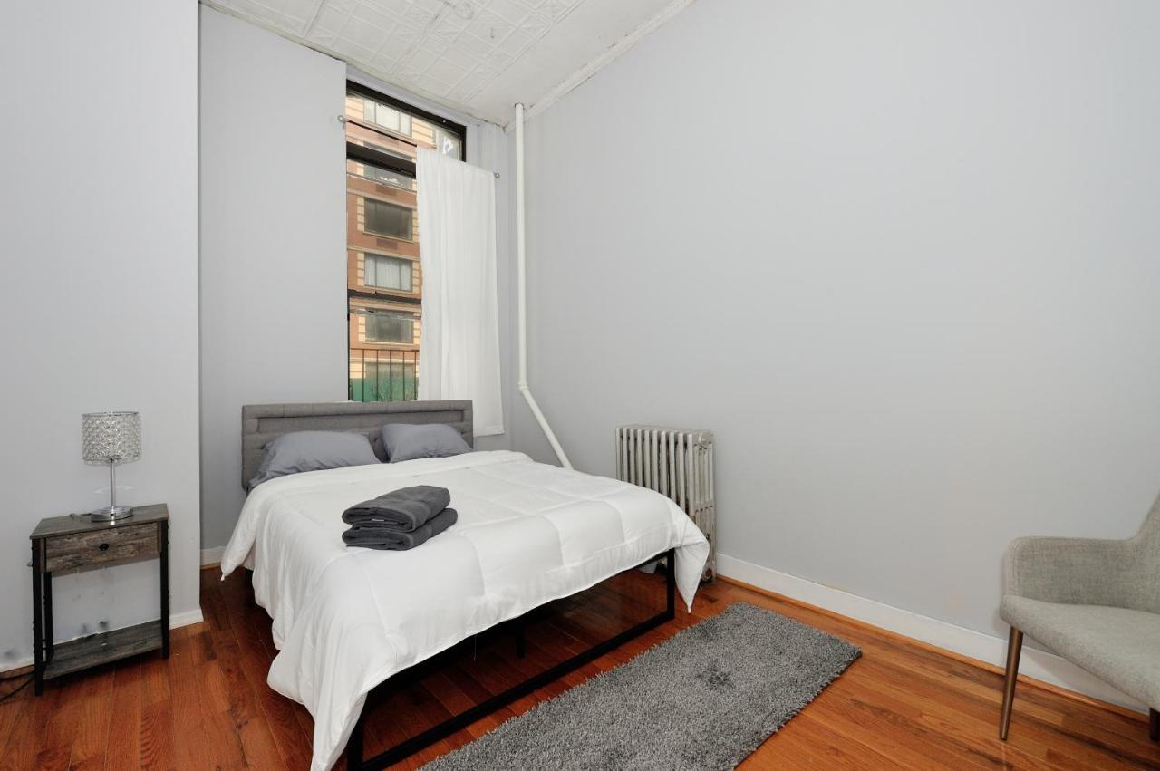 Beautiful 4br 1bath In Chamber Street Nyc Apartment *
