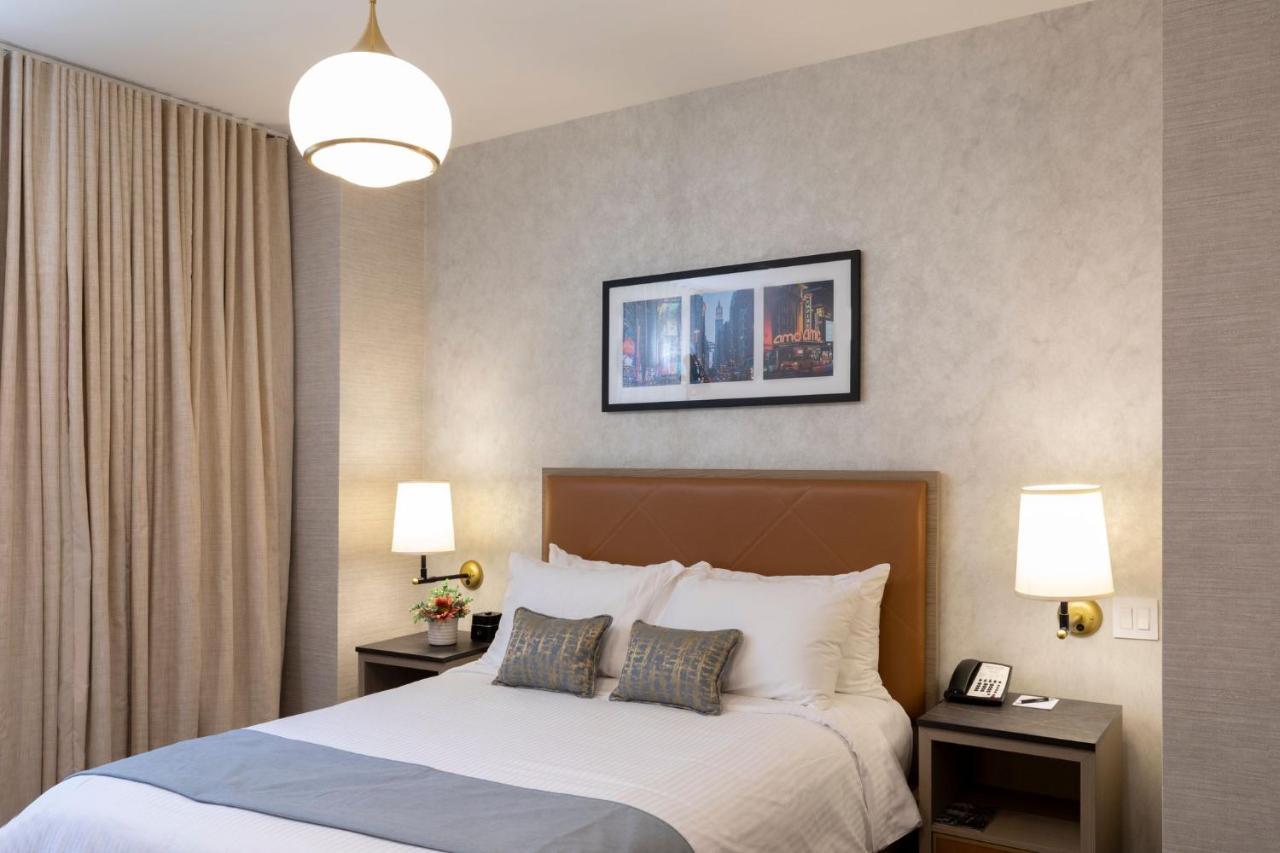 Broadway Plaza New York