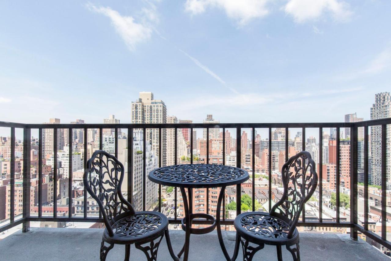 Ues W Balcony Gym Doorman Nyc-89 Apartment *