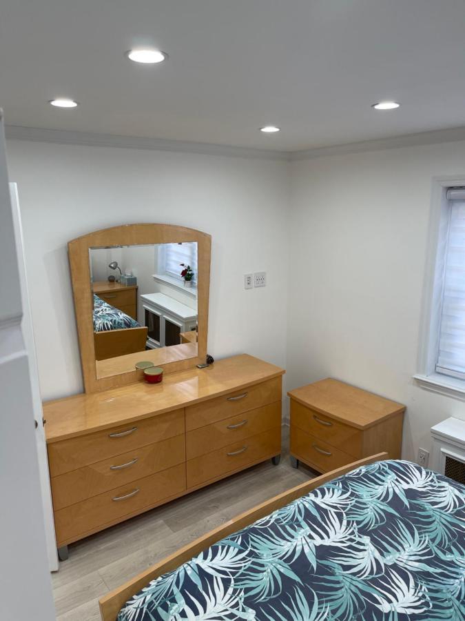 Renovated Jacuzzi Tub Nyc-lga-jfk Washer-dryer *