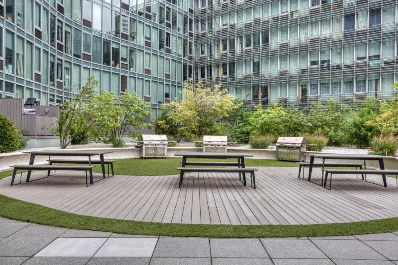 Apartment Hells Kitchen 1br W Pool Dm Nr Pk Nyc-407