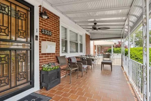 Rockaway 3 Bedroom By The Sea.