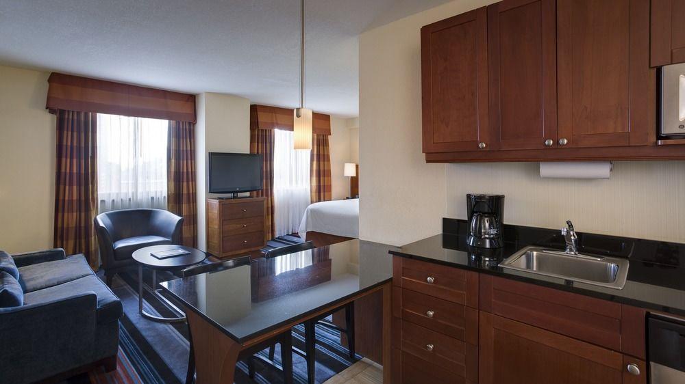 By Marriott Manhattan/times Square