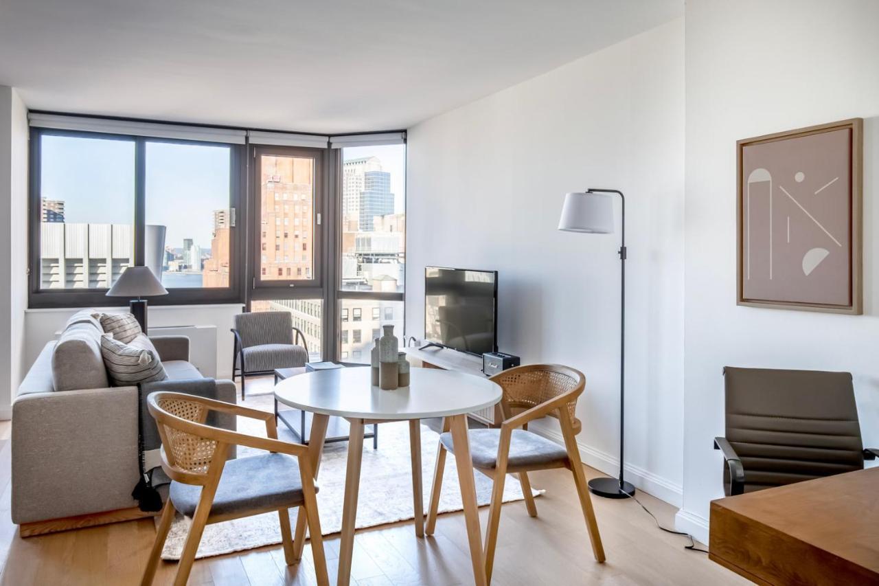 Mod Tribeca Studio W Indoor Pool Gym Nyc-75 Apartment