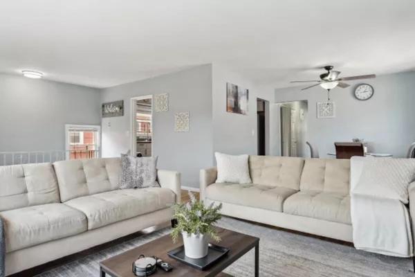 Rockaway 3 Bedroom By The Sea. Holiday home New York