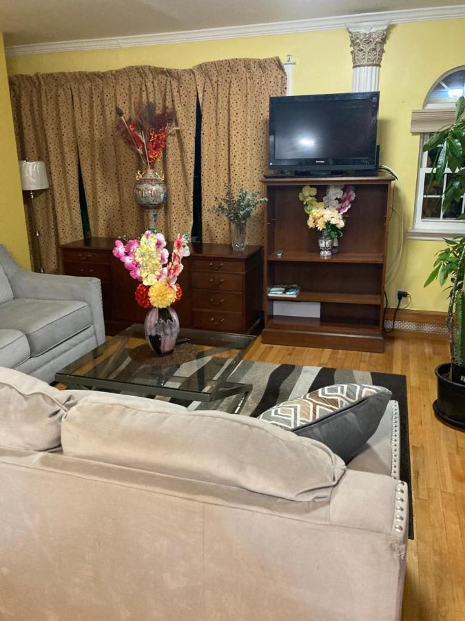 Lansing Terrace Apartment