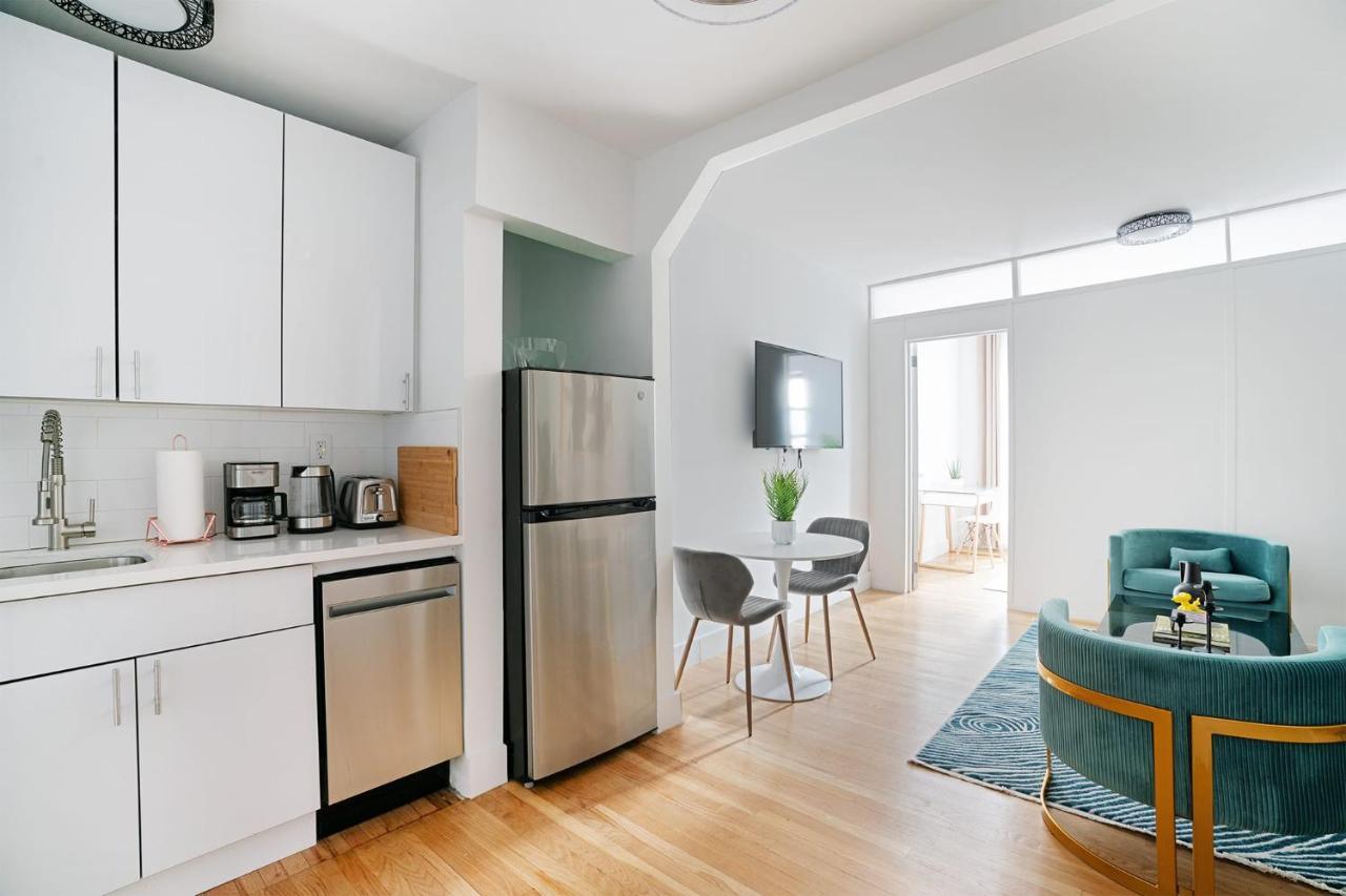 Apartment 444-3f Newly Renovated 1br In Hell's Kitchen New York