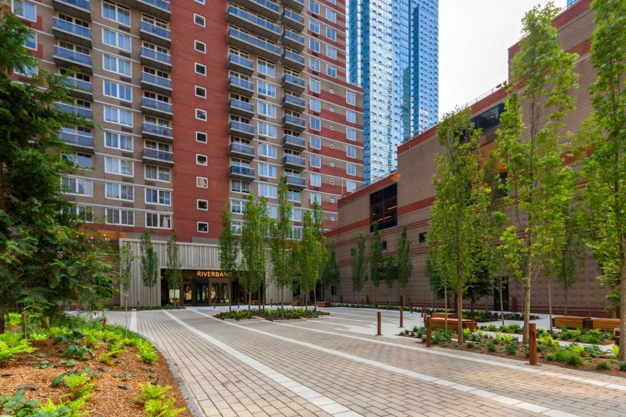 Apartment Hells Kitchen 1br W Pool Gym Dm Nr Subway Nyc-482