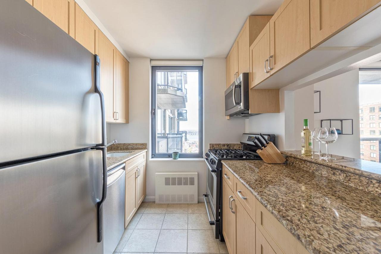1br Nr Broadway W Indoor Pool Doorman Nyc-14 Appartement *
