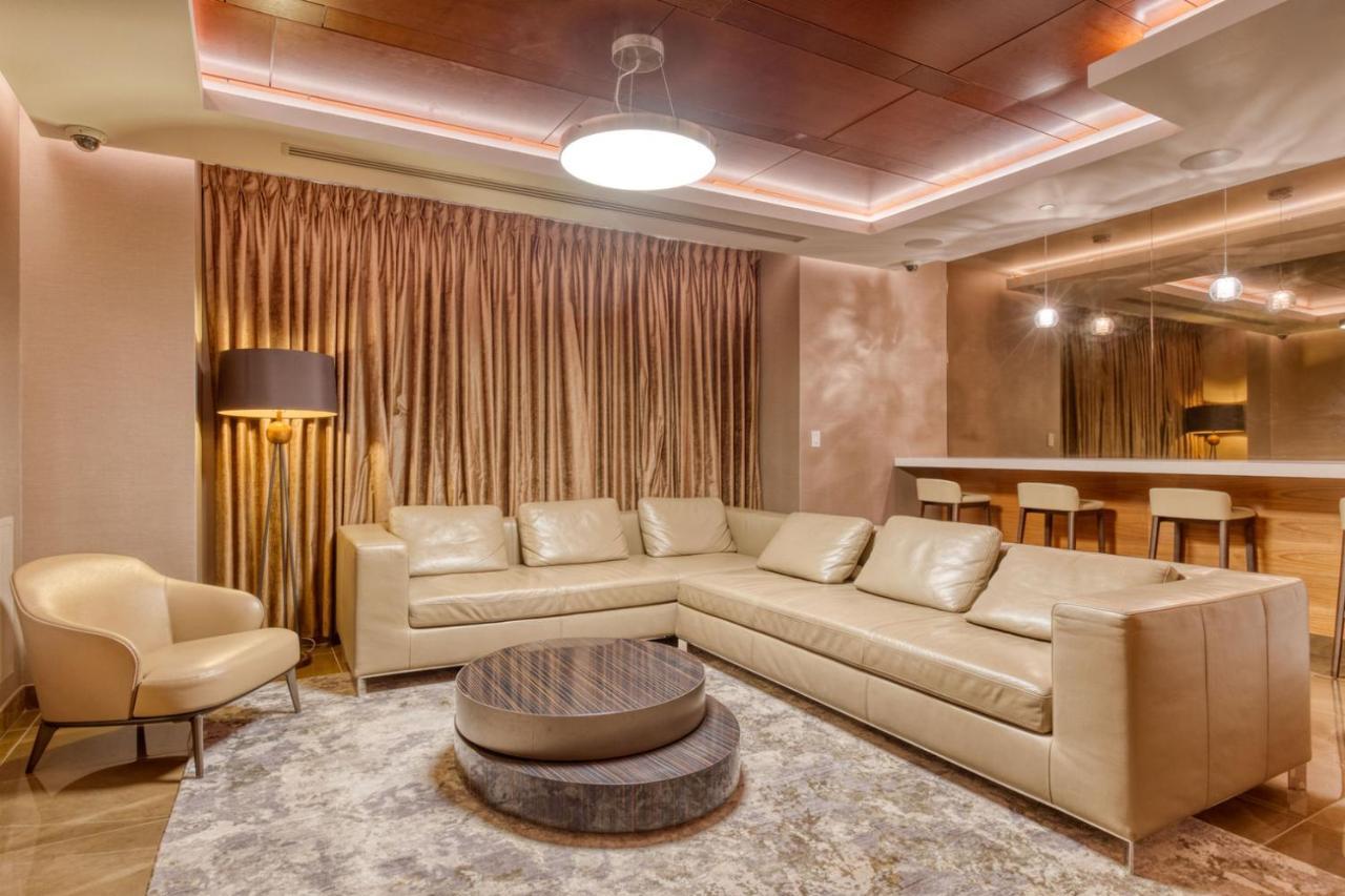 Ues 2br W Dm Elevator Gym Nr Central Park Nyc-917 Apartment *