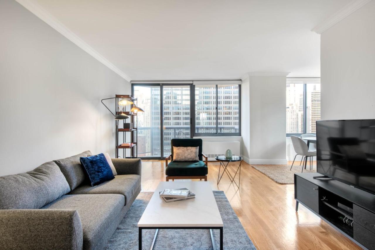 Midtown 2br W Pool Gym Roof Nr Subway Nyc-385 * New York