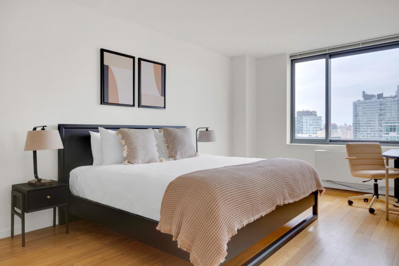 Lic 2br W Wd Elevator Doorman Nr E River Nyc-851 *