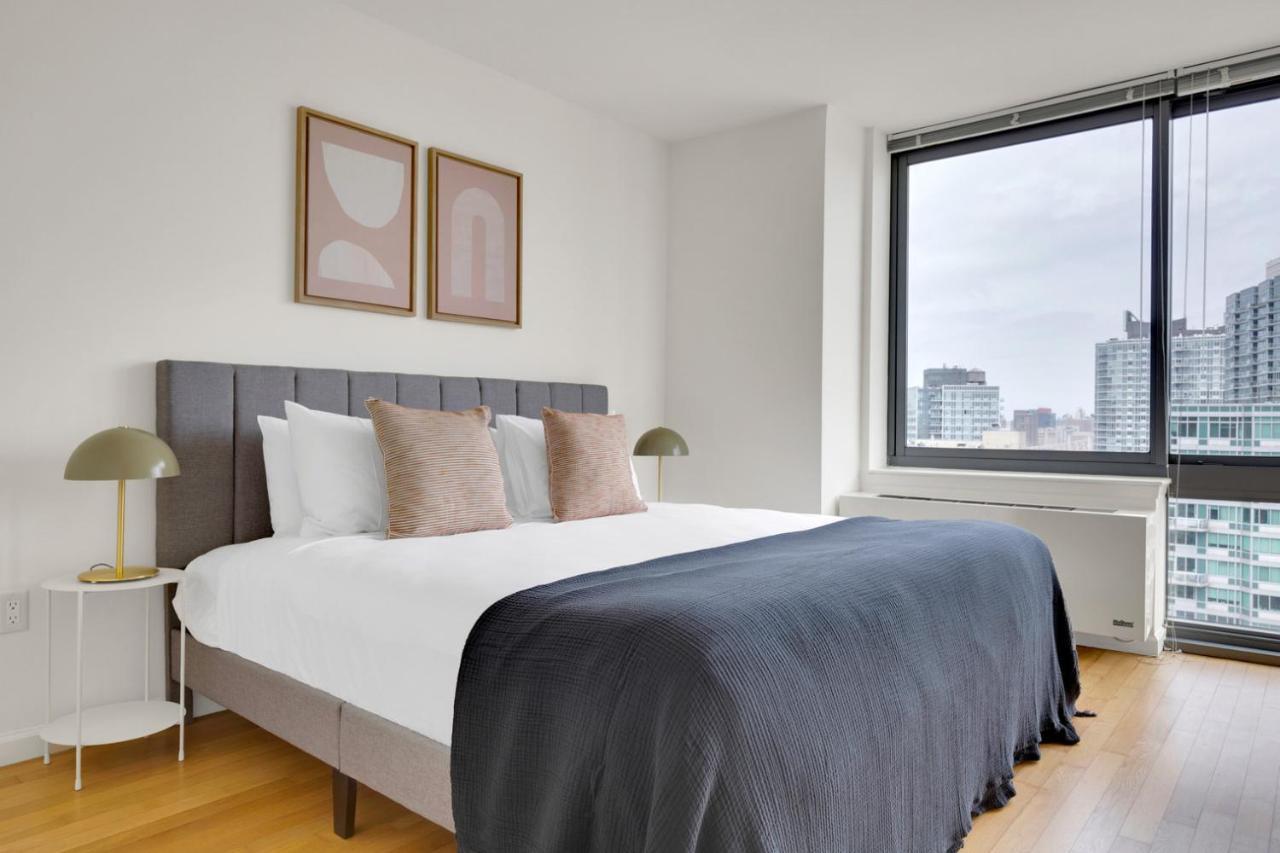 Apartment Lic 2br W Wd Elevator Doorman Nr E River Nyc-851 *