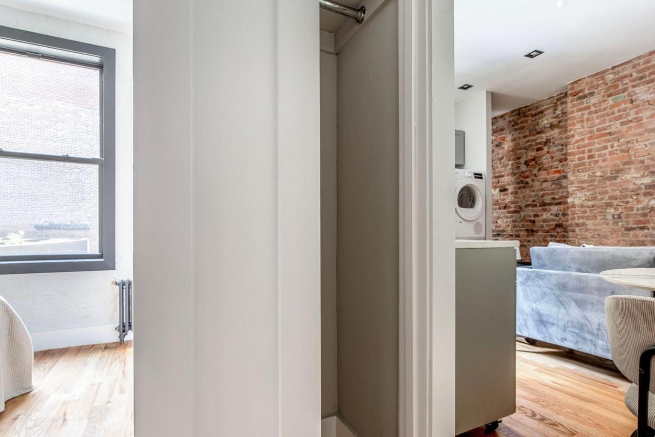 Soho 2br W Balcony Wd Nr Wf Nyc-1190 Apartment