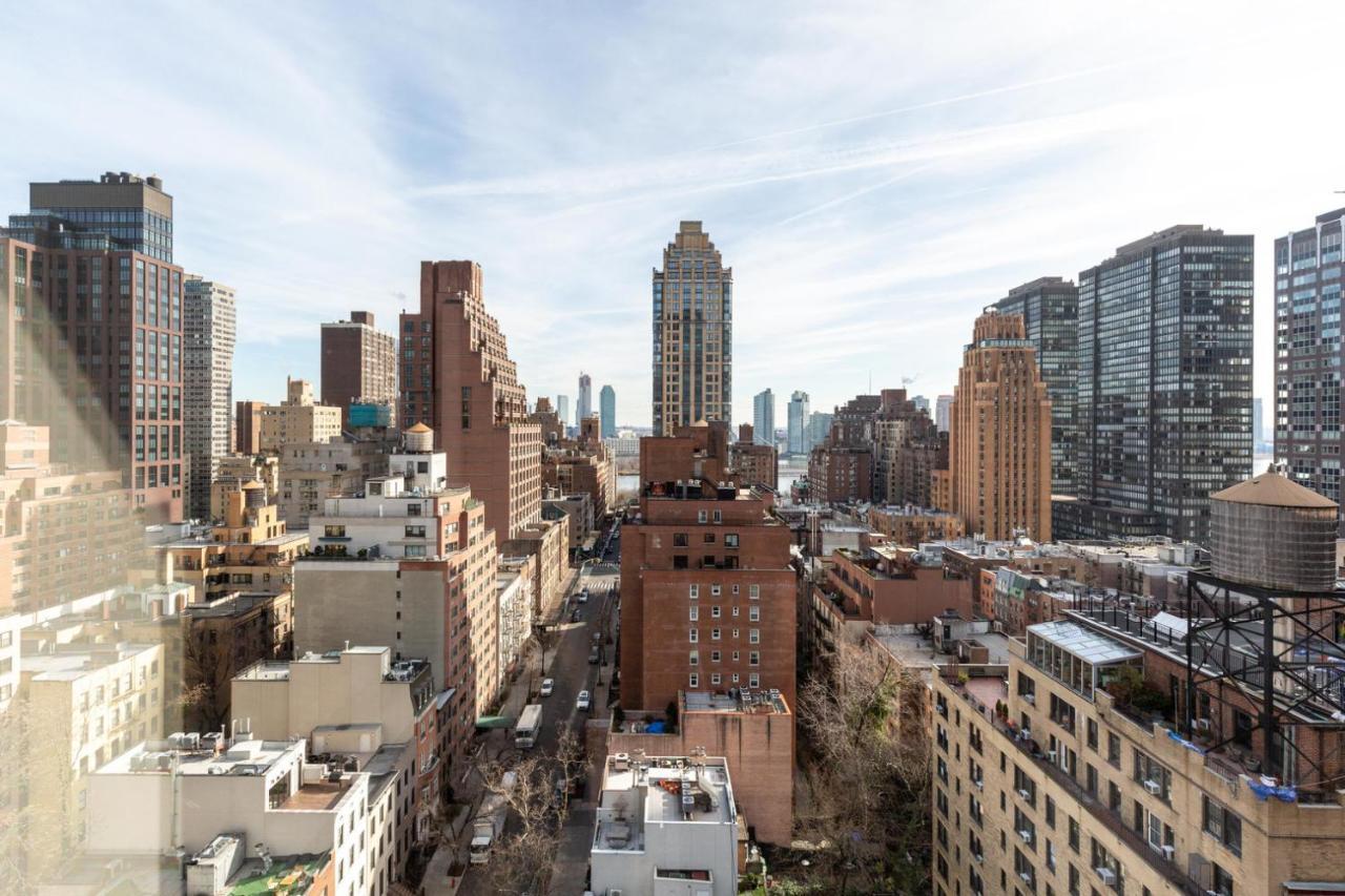 Apartment Midtown E 2br W Doorman Wd Nr Central Park Nyc-440 New York