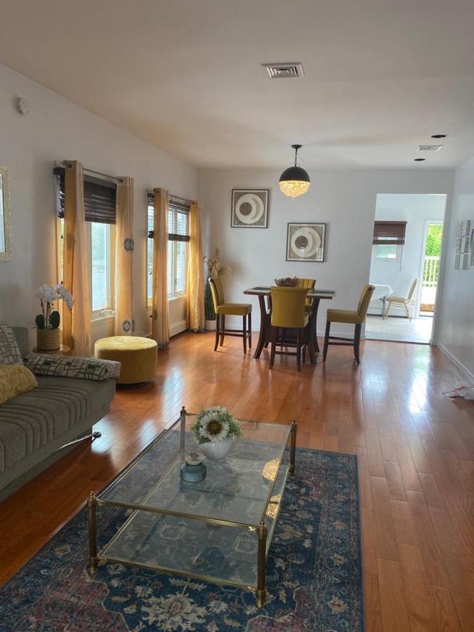 Apartment At The Oasis *