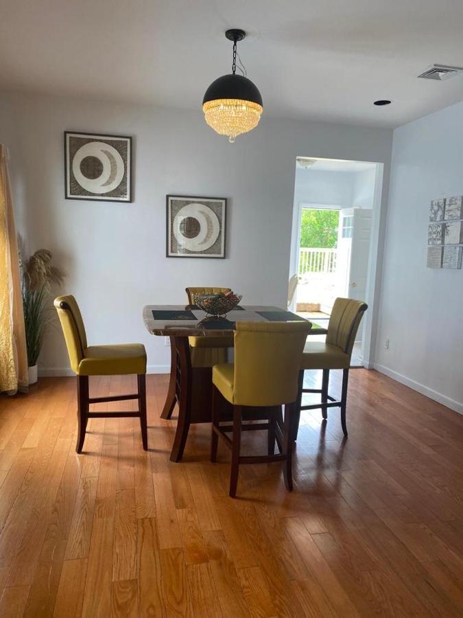 Apartment At The Oasis *