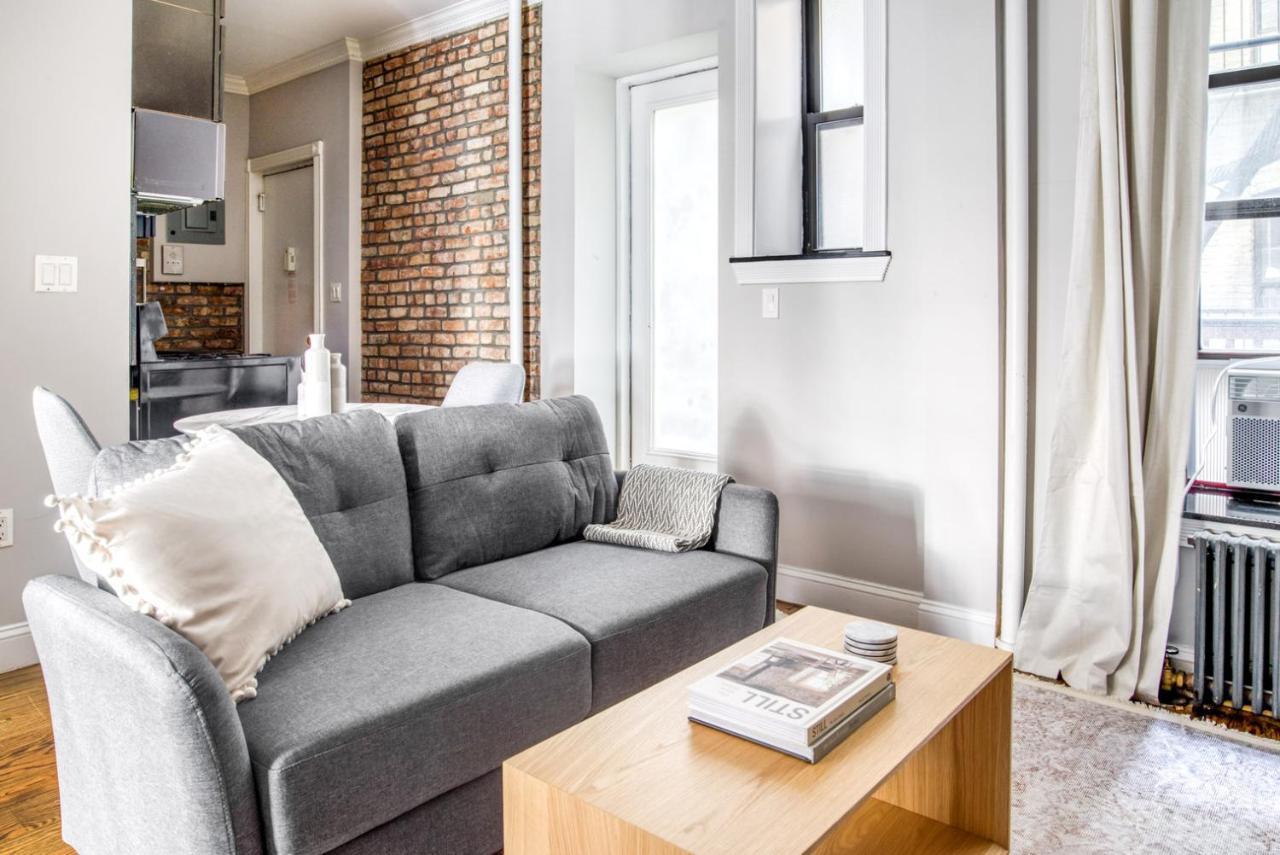 Soho 2br W Balcony Wd Nr Wf Nyc-905 Apartment