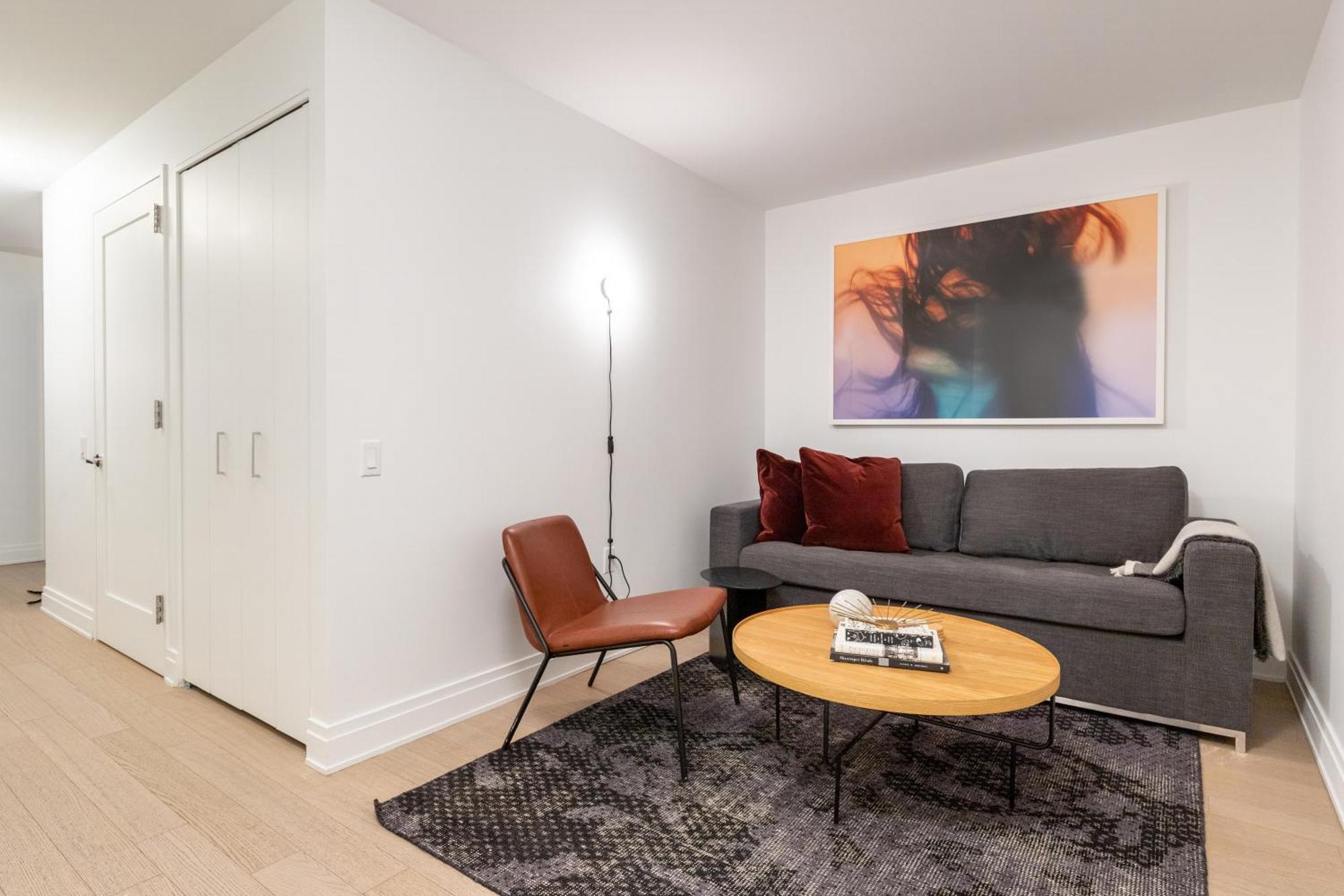 Mint House 70 Pine By Kasa 4*