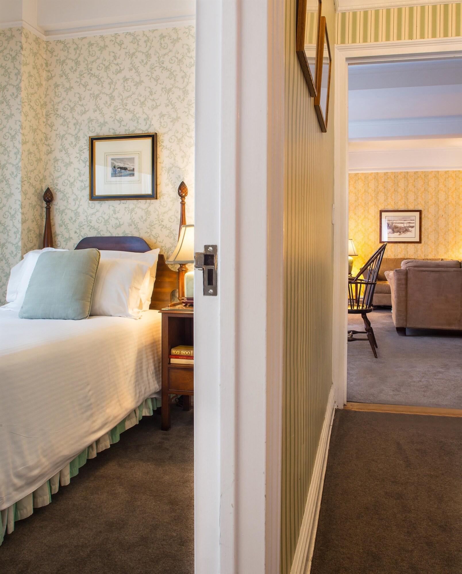 Roger Smith 3* New York