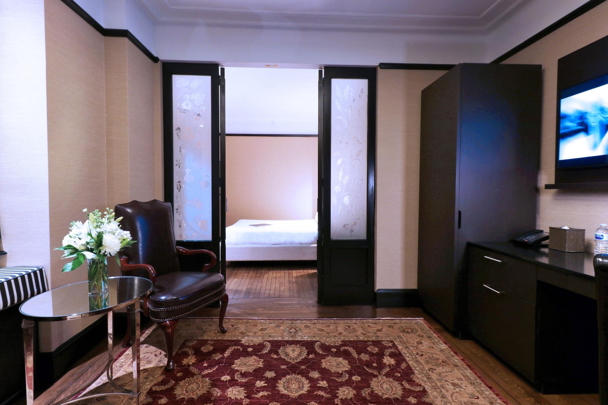 Aparthotel Mansfield 4*