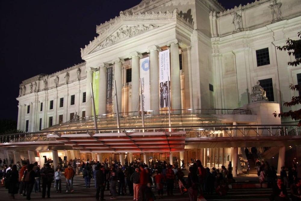 Hotel Super 8 By Wyndham Jamaica North Conduit