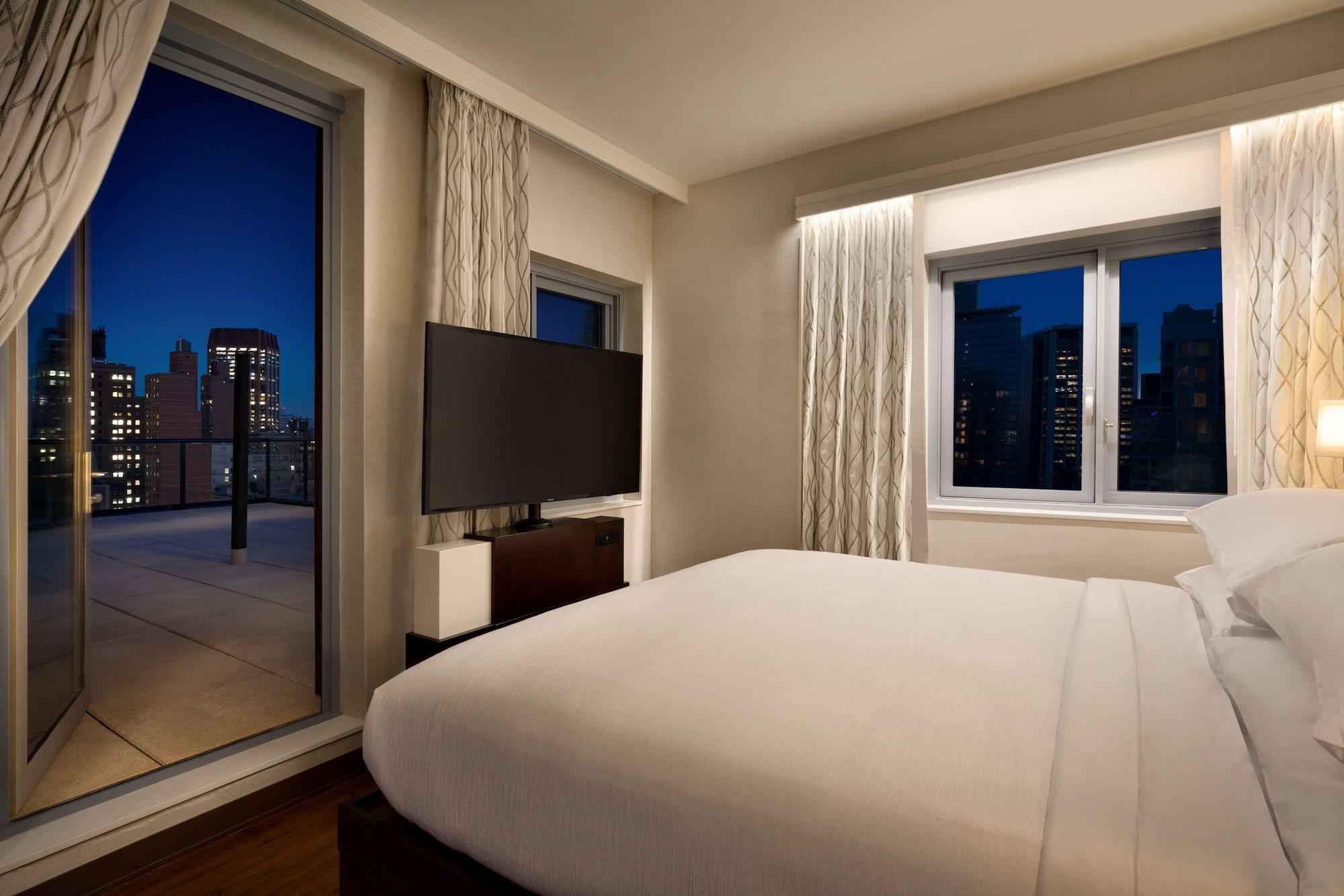 Embassy By Hilton Manhattan Times Square 4*
