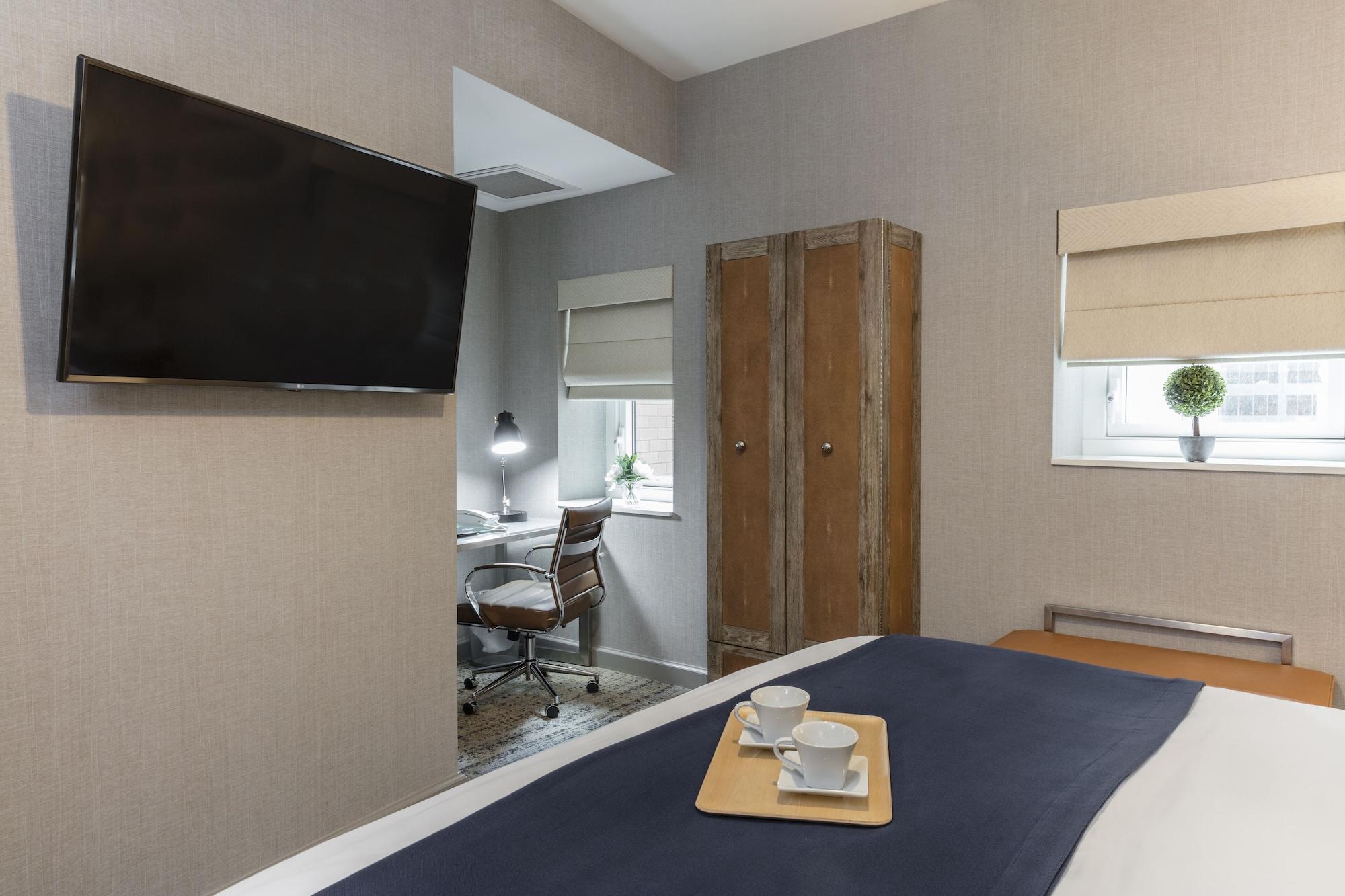 Hotel Artezen 4*