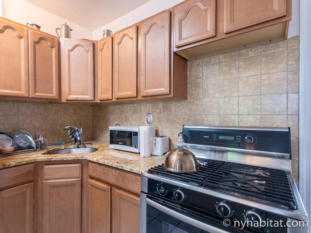 Brooklyn Totally Private Exclusive 2 Bedrooms No 4 Apartment *