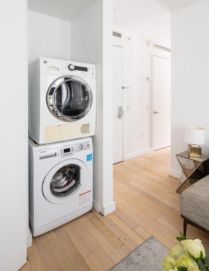 Beautiful 2bd With A Gym Near Times Square Appartement *