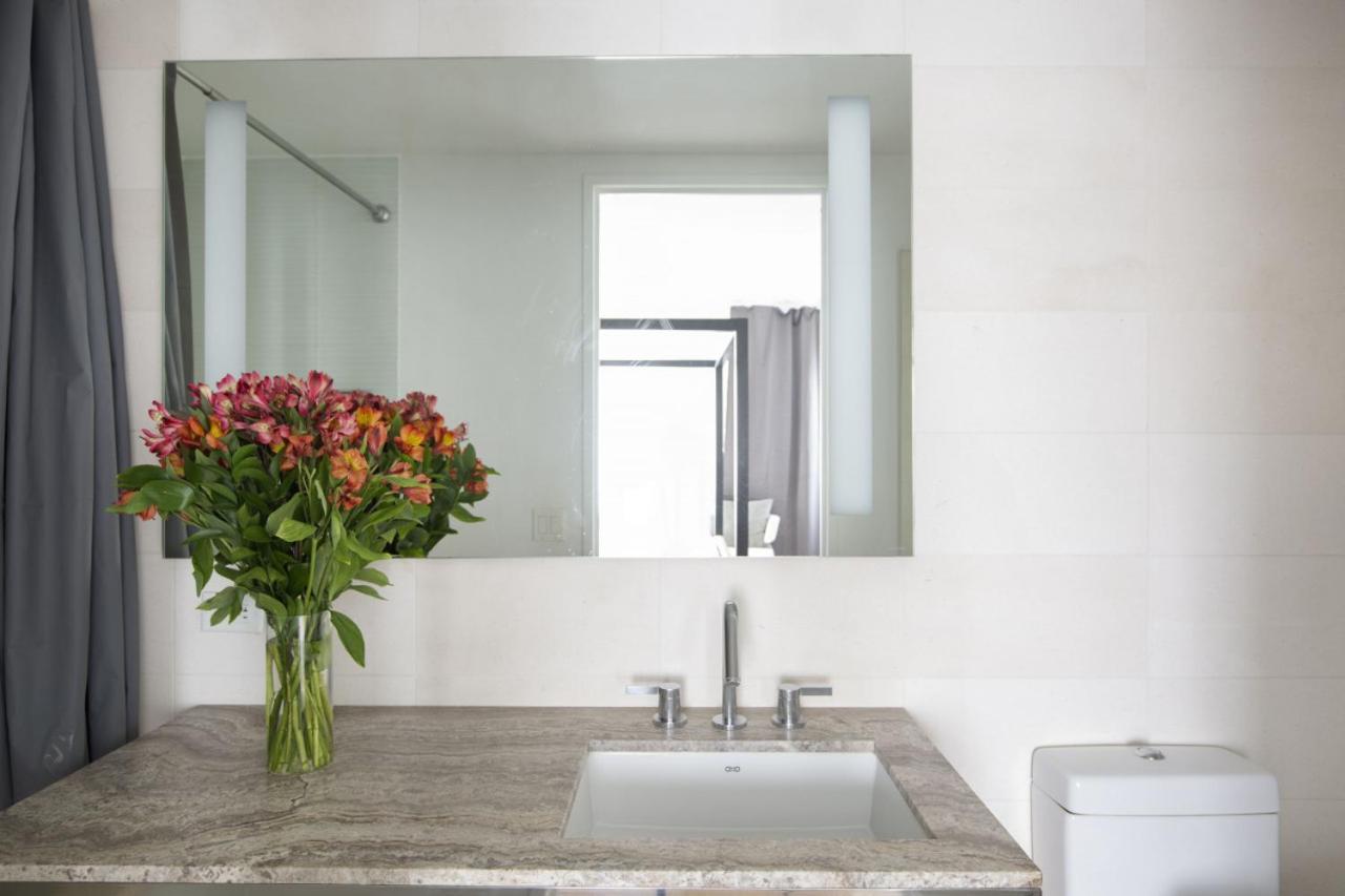 Modern 2bd In Midtown With Washer And Dryer In-unit *