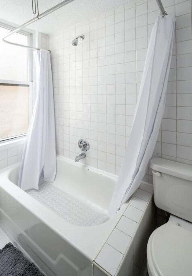 Apartment Stylish One-bedroom With In-unit Laundry In East Village New York