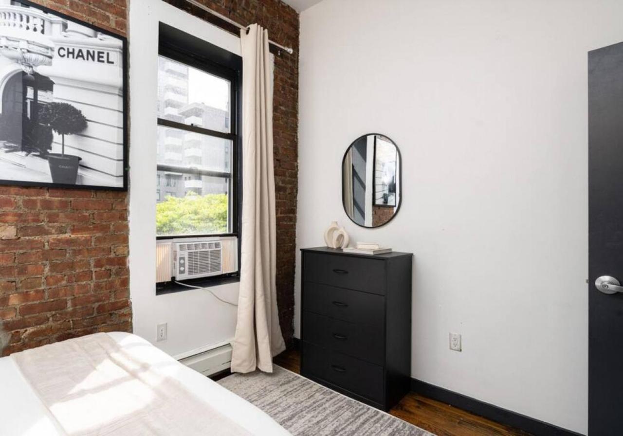 Luxurious 3bd Penthouse In Upper East Side Apartment *