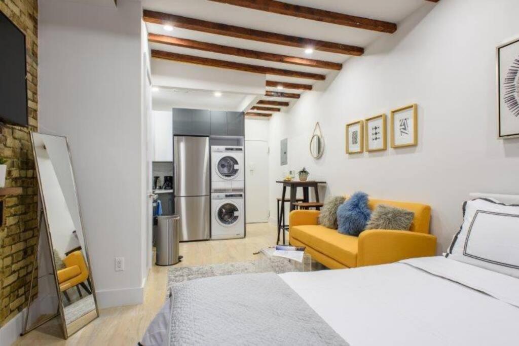 24-15 New Studio Gramercy W D * New York