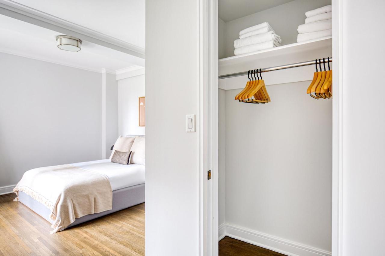 Apartment Uws 2br W Elevator Doorman Gym Nr 1 Line Nyc-625 New York