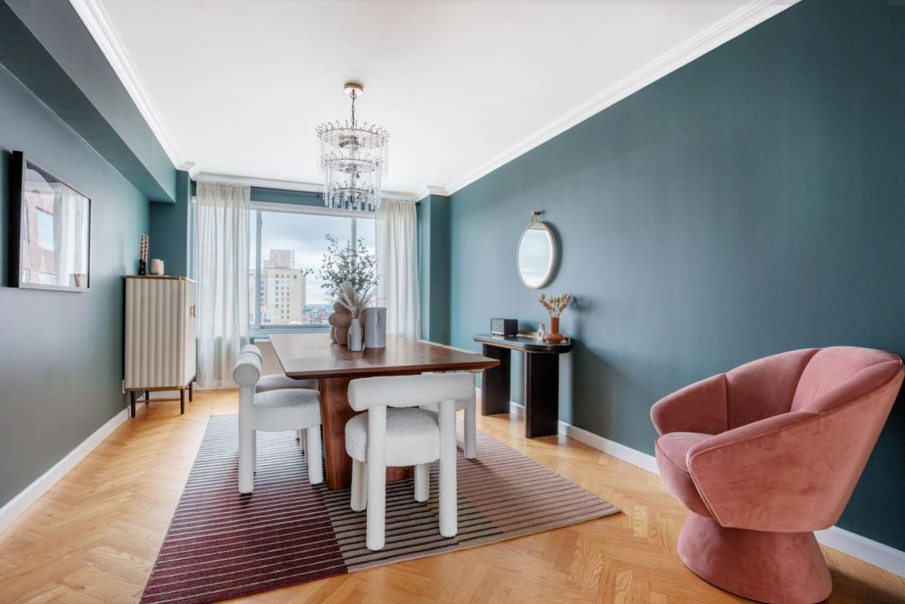 Ues 3br W Balcony Doorman Nr Park Nyc-1192 Appartement