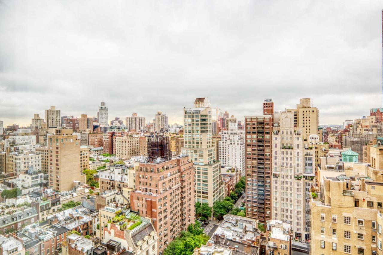 Ues 3br W Balcony Doorman Nr Park Nyc-1192 Appartement New York