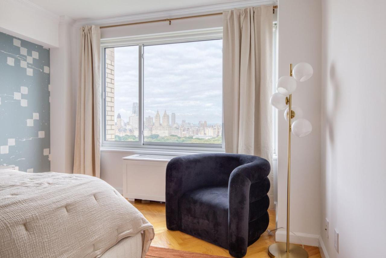 Ues 3br W Balcony Doorman Nr Park Nyc-1192 Appartement New York
