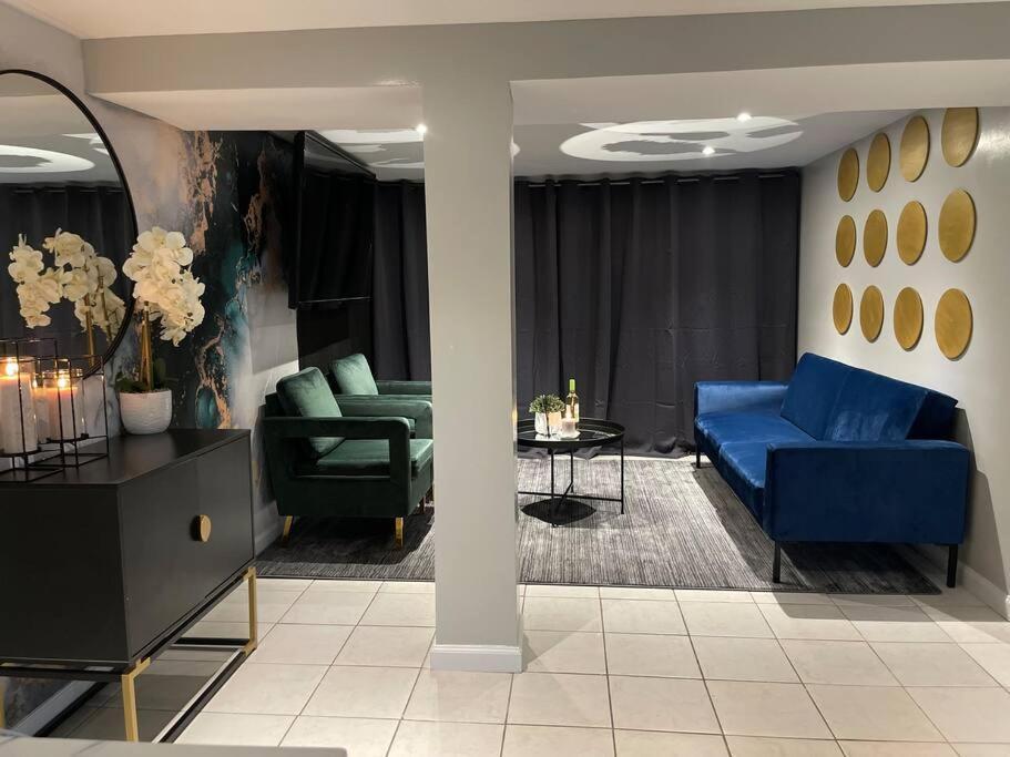 The Circle Near Jfk + Shopping Mall Holiday home *