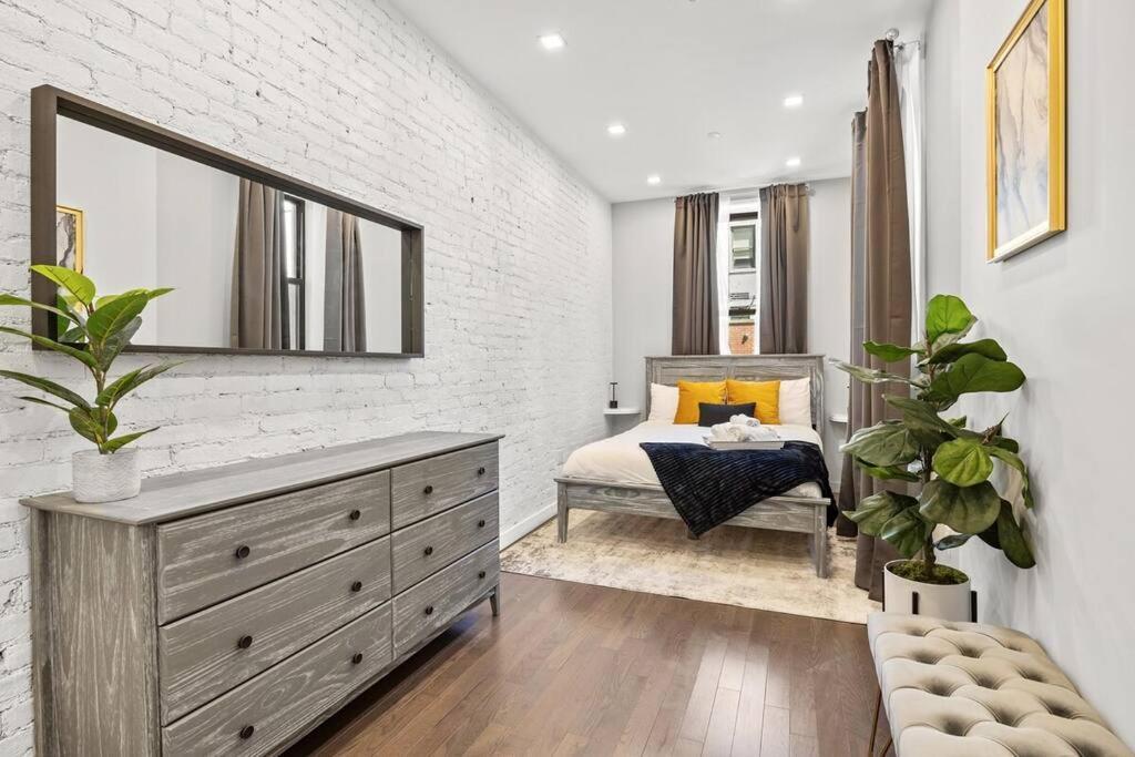 Swj Btm G, 1 And 2 - Save On 2day+ Stays_6br Triplex *