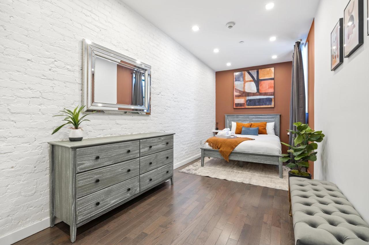 Apartment Swj - 3 Fl 9 Bedroom Triplex_1 Block To Train *