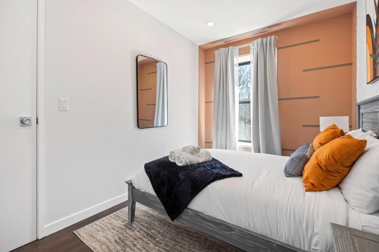 Swj - 3 Fl 9 Bedroom Triplex_1 Block To Train Apartment