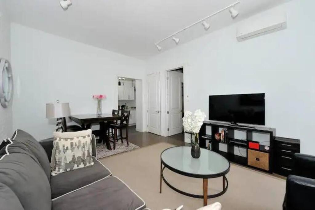 Cozy 1br In Upper West Side! Apartment