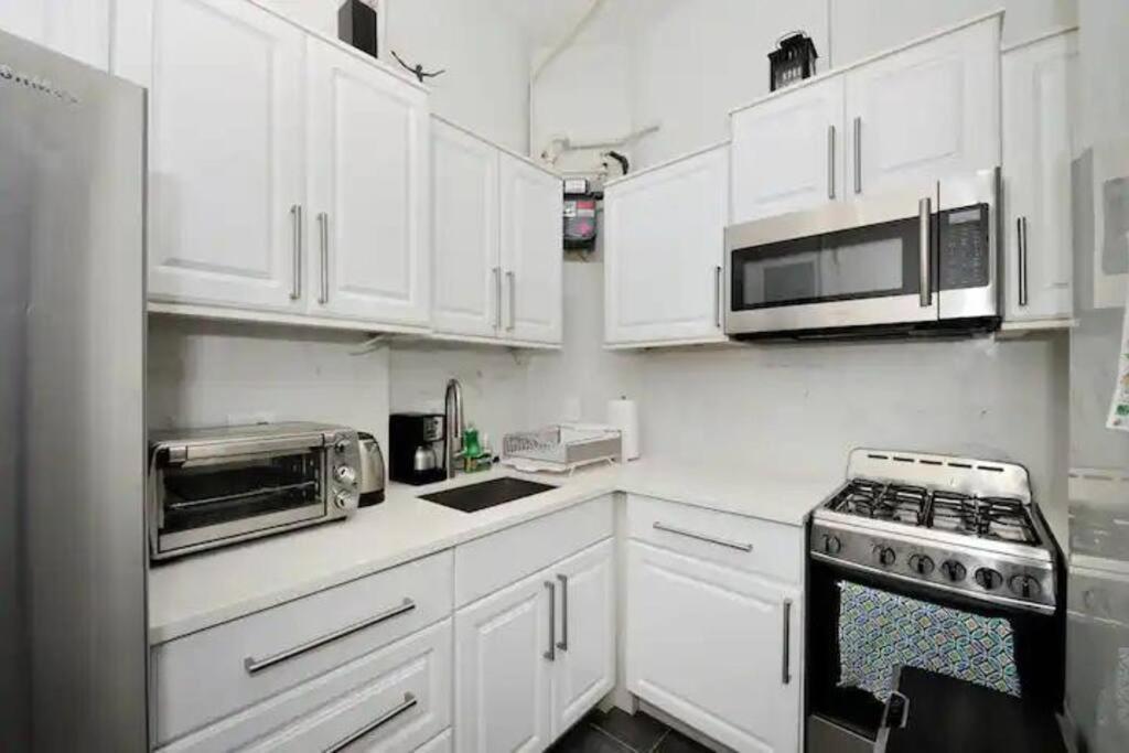 Apartment Cozy 1br In Upper West Side! New York