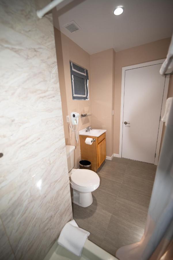 Hotel Flushing Garden 2*