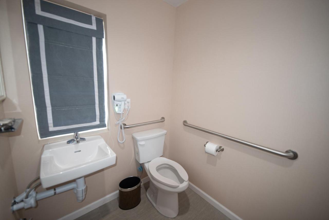 Hotel Flushing Garden 2*